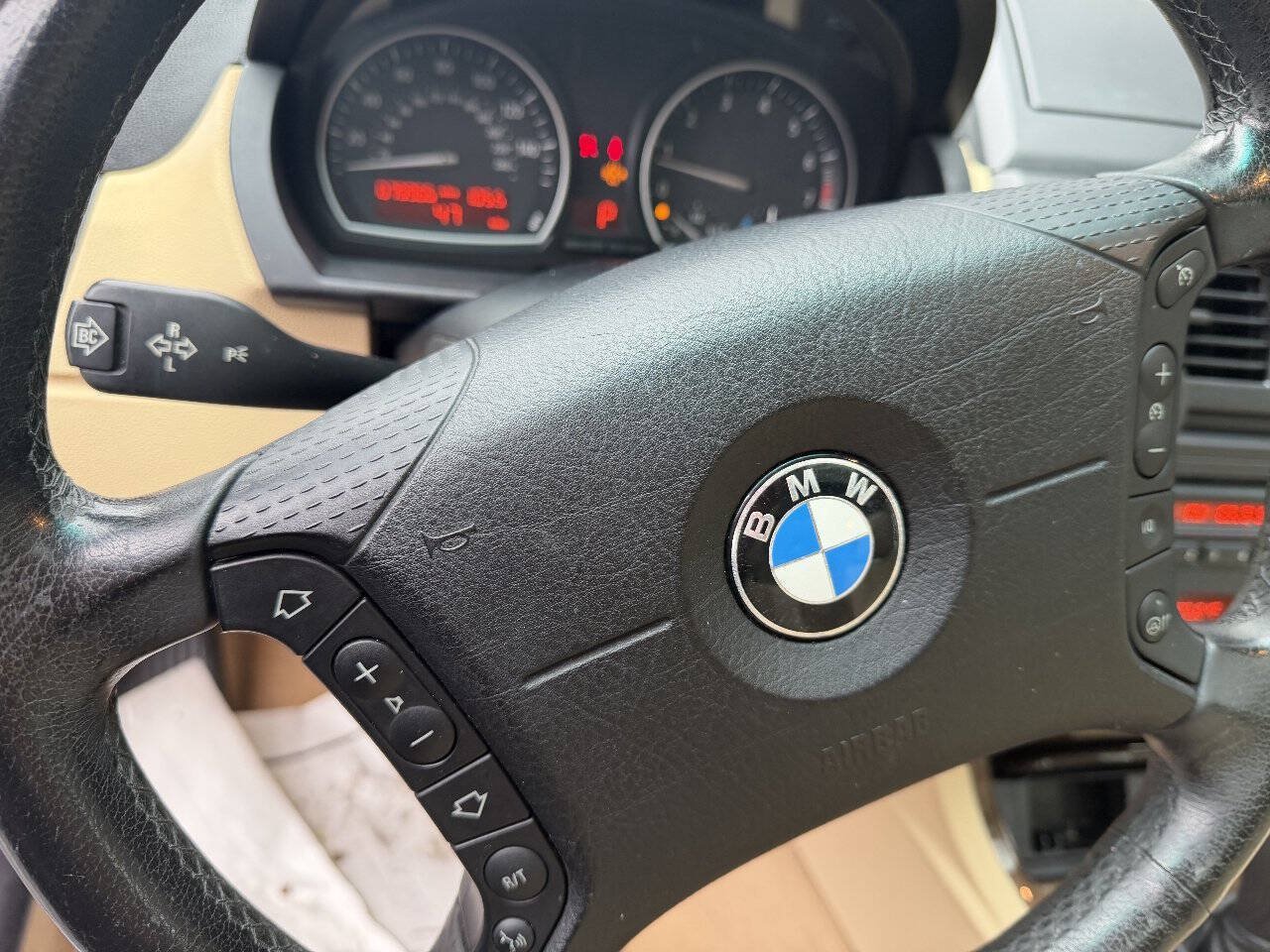 Used 2005 BMW X3 3.0i AWD/4WD image 10
