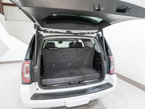 Used 2019 GMC Yukon SLT image 36