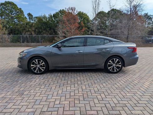 Used 2018 Nissan Maxima Platinum image 8