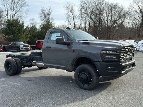 New 2026 RAM 5500 Tradesman image 2