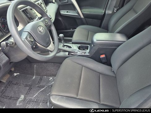 Used 2018 Toyota RAV4 LE w/ Carpet Mat Package FWD image 12