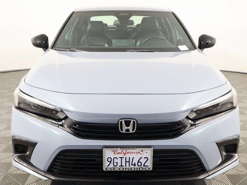 Used 2023 Honda Civic Sport image 2