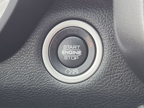 Used 2022 RAM 2500 Big Horn w/ Snow Chief Group AWD/4WD image 25