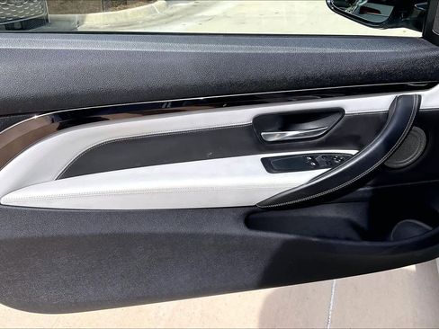 Used 2015 BMW M4 Coupe image 22