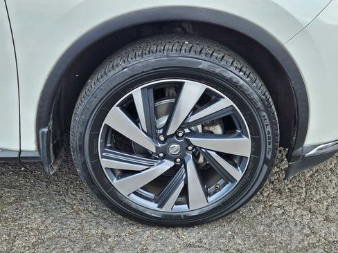 Used 2016 Nissan Murano Platinum image 9