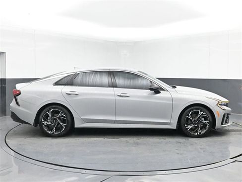 Used 2025 Kia K5 GT-Line image 11