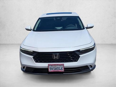 Used 2023 Honda Accord EX image 2
