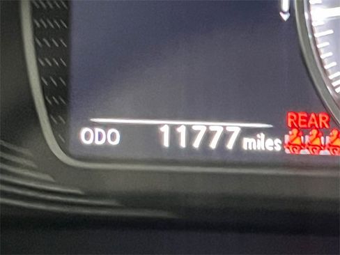 Certified 2025 Lexus ES 350 w/ Premium Package image 18