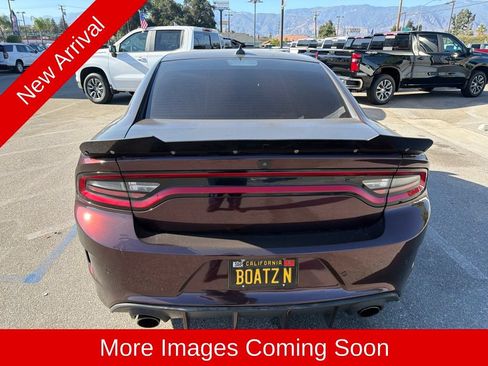 Used 2017 Dodge Charger R/T RWD image 4