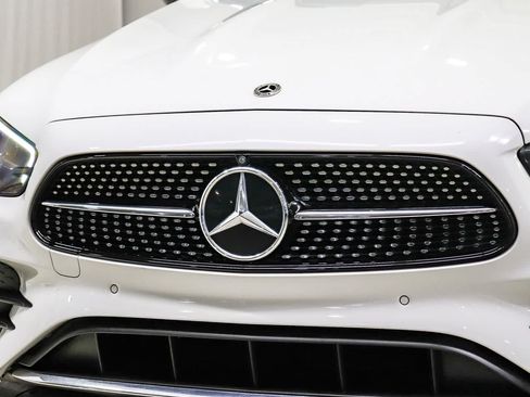 Used 2023 Mercedes-Benz E 450 Cabriolet image 14
