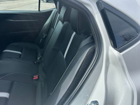 Used 2025 Toyota Camry SE image 36