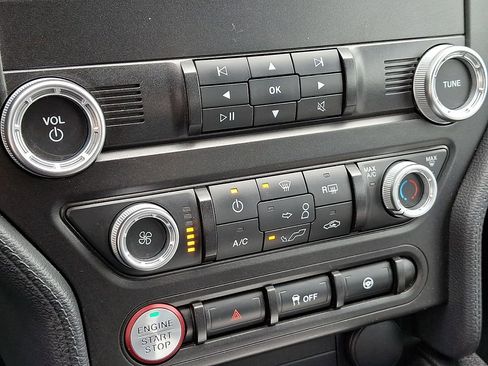 Used 2020 Ford Mustang GT RWD image 17