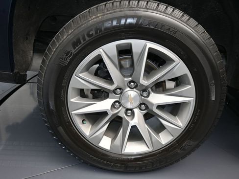 Used 2022 Chevrolet Silverado 1500 High Country image 42