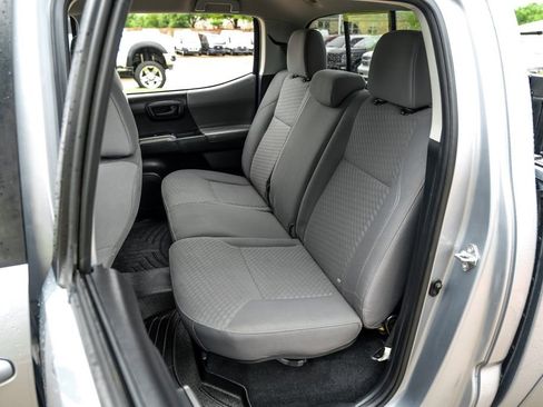 Used 2020 Toyota Tacoma SR5 w/ SR5 Appearance Package (SM) RWD image 36