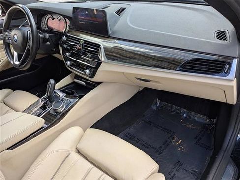 Used 2017 BMW 530i 530i image 22