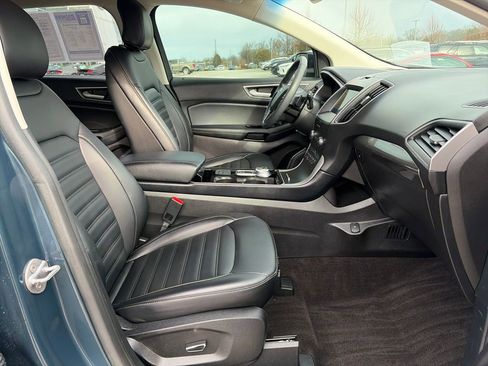 Used 2019 Ford Edge SEL w/ Equipment Group 201A image 16
