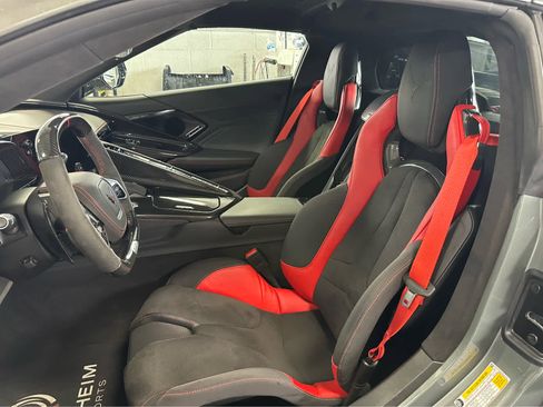 Used 2024 Chevrolet Corvette Z06 w/ Stealth Interior Trim Package RWD image 8