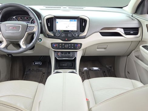 Used 2019 GMC Terrain Denali w/ Advanced Safety Package image 23