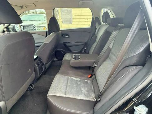 Used 2023 Nissan Rogue SV FWD image 18