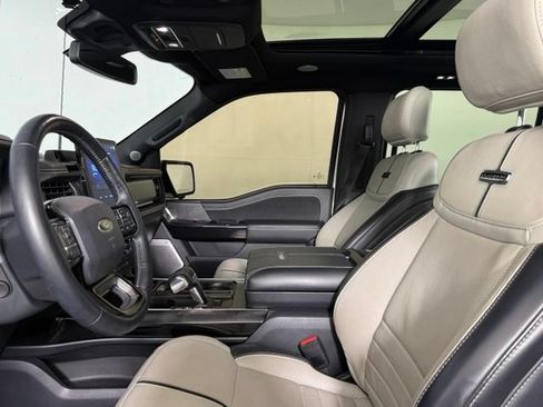Used 2023 Ford F150 Lightning Platinum AWD/4WD image 5