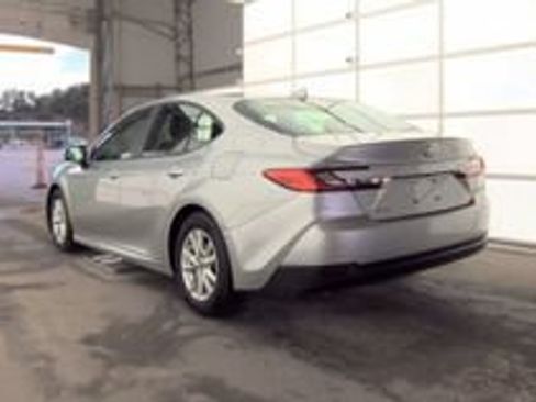 Used 2025 Toyota Camry LE FWD image 17
