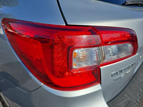 Used 2016 Subaru Outback 2.5i Limited image 33