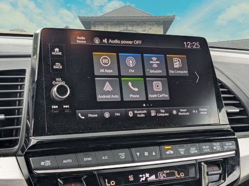 Used 2025 Honda Odyssey Sport-L image 12