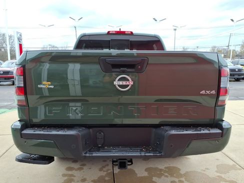 New 2026 Nissan Frontier SV w/ Tow Package AWD/4WD image 7