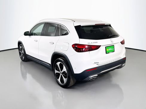 Used 2025 Mercedes-Benz GLA 250 image 7