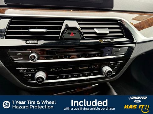 Used 2017 BMW 530i xDrive image 10