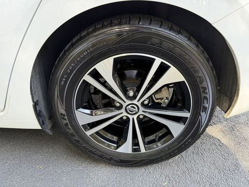 Used 2023 Nissan Sentra SV image 38