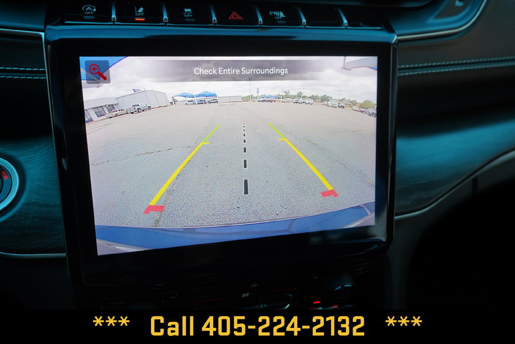 Used 2023 Jeep Grand Cherokee L Limited w/ Trailer Tow Group (B) AWD/4WD image 40