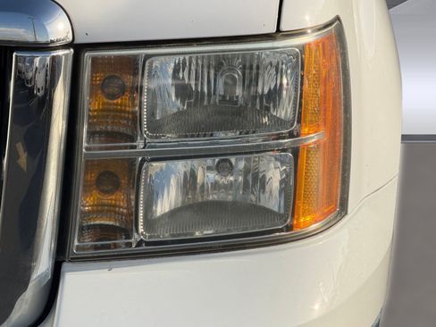 Used 2012 GMC Sierra 1500 SLE w/ Regional Value Package image 9