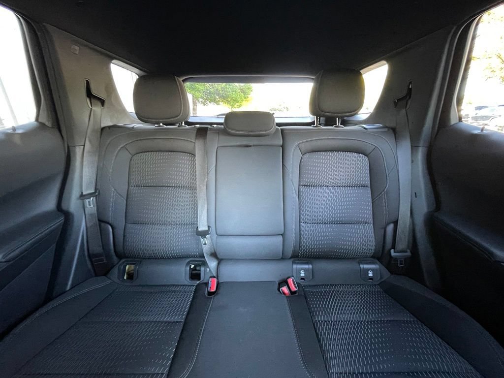 Used 2025 Chevrolet Equinox LT FWD image 24