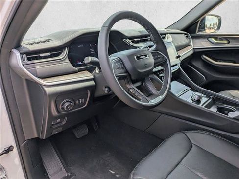 New 2026 Jeep Grand Cherokee Limited AWD/4WD image 6