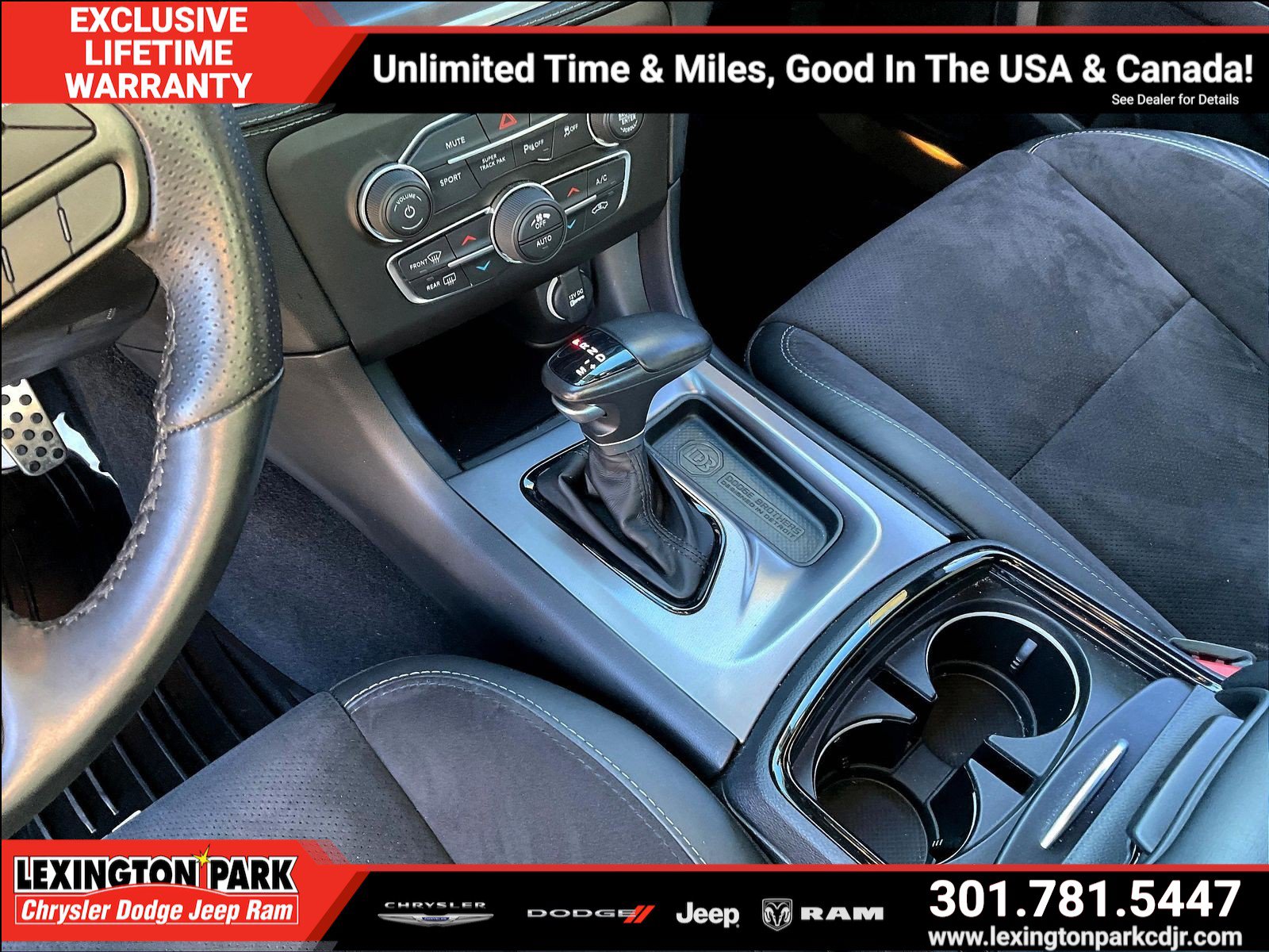 Used 2022 Dodge Charger R/T w/ Plus Group RWD image 17