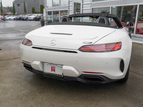 Used 2018 Mercedes-Benz AMG GT C image 7