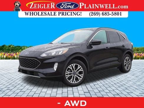Used 2020 Ford Escape SEL image 1