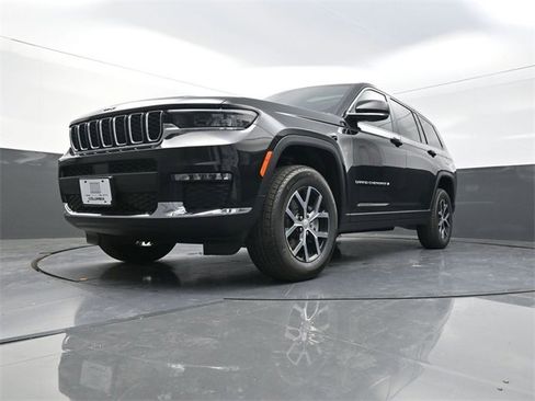 New 2025 Jeep Grand Cherokee L Limited image 19