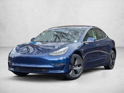 Used 2018 Tesla Model 3 Mid Range