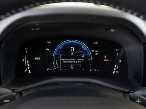 Used 2025 Toyota Camry SE FWD image 28