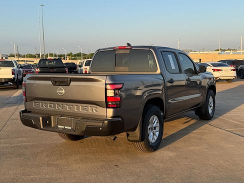 New 2026 Nissan Frontier S image 5