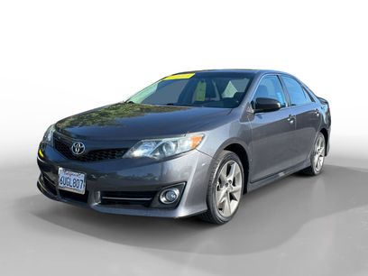 Used 2012 Toyota Camry SE w/ Leather Pkg