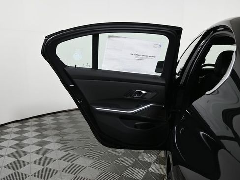 New 2026 BMW 330i xDrive Sedan w/ Premium Package image 31