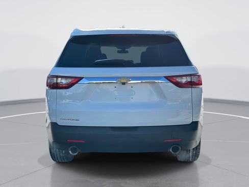 Used 2021 Chevrolet Traverse LS image 6