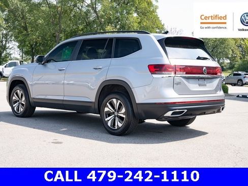Certified 2024 Volkswagen Atlas SE image 4