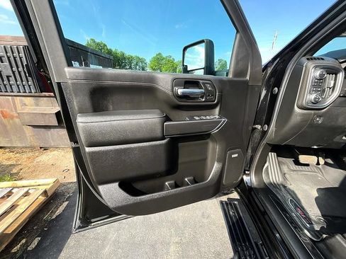 Used 2023 GMC Sierra 2500 AT4 w/ AT4 Premium Plus Package AWD/4WD image 13