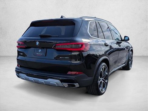 Used 2023 BMW X5 xDrive40i w/ Climate Comfort Package image 5