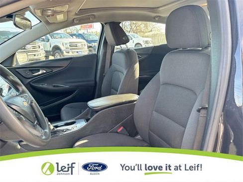 Used 2023 Chevrolet Malibu LT image 17