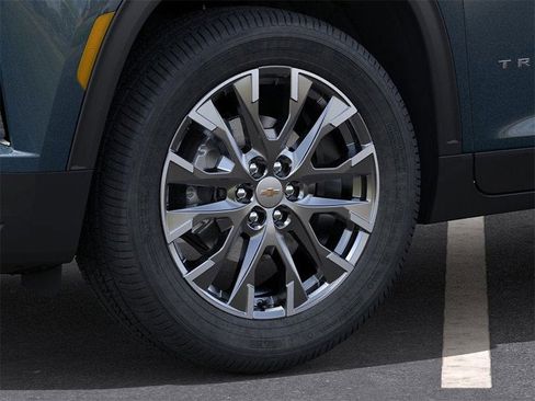New 2026 Chevrolet Traverse LT w/ Sun and Wheel Package image 10